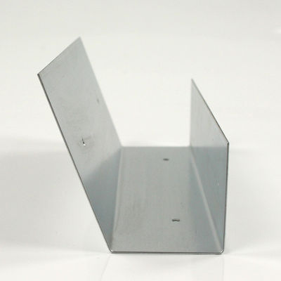 매끄러운 완성도와 함께 부식 저항성 목재 연결 장치